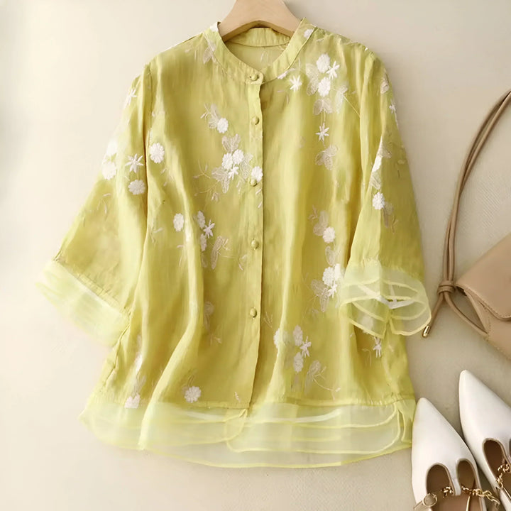 Emlily™ | Cotton Top With Embroidered Flowers