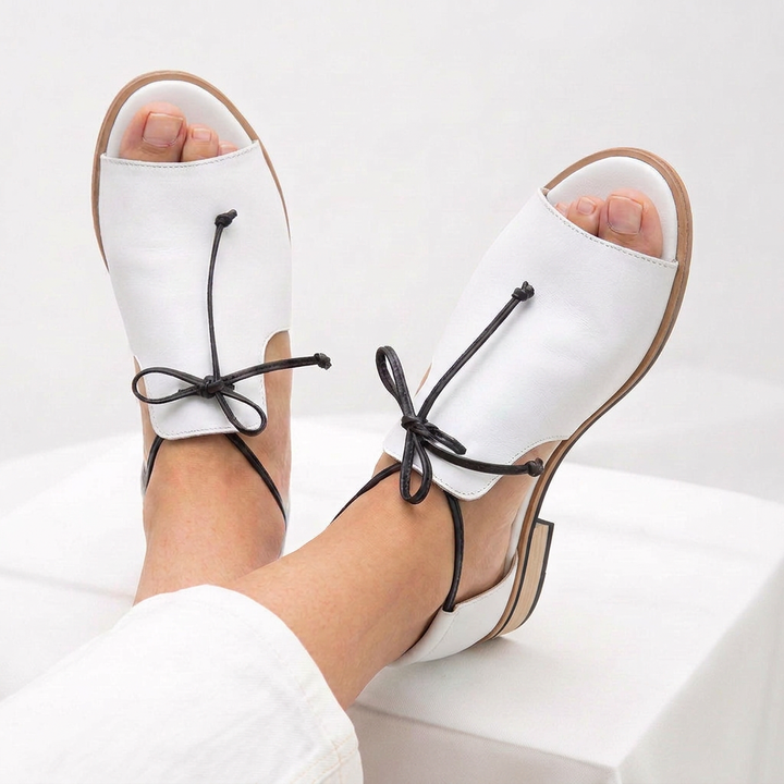 LILLIANA – STRAP-STYLE SANDALS.